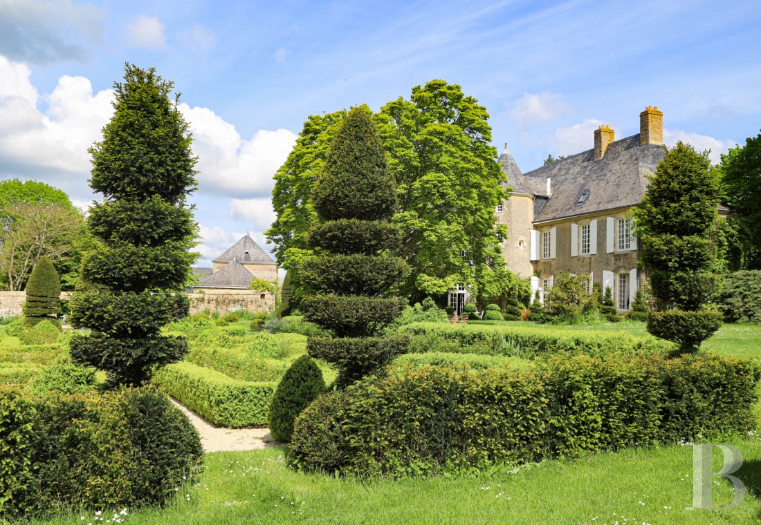 A 15th century manor and its remarkable garden west of Le Mans in Sarthe - photo  n°9